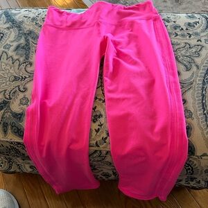 Cropped pink Lily Pulitzer stretch pants